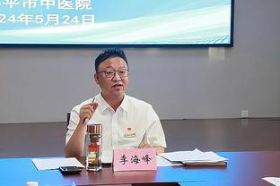 名记：尼克斯关注罗齐尔&布罗格登&伯克斯 同时寻找一名替补大前